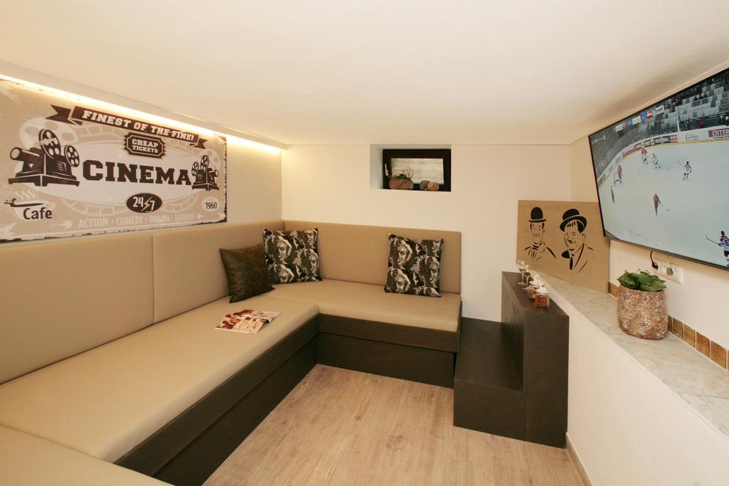 Premium Chalet Andrea Leogang Buitenkant foto
